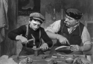 maestro-artigiano-bottega-scuola-salerno-e1423437492476