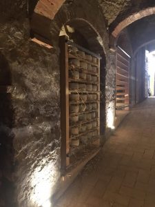 grotta di stagionatura formaggi lari 